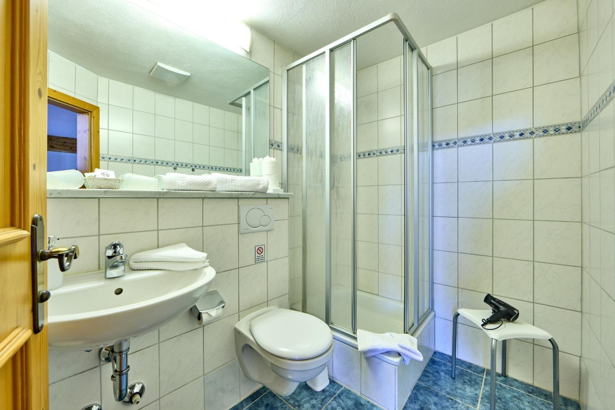 Hotel Drei Mohren Garmisch-Partenkirchen járás Szoba fotó